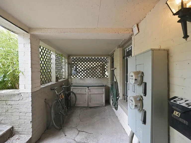 214 Rhode Island Ave NW — Photo 21