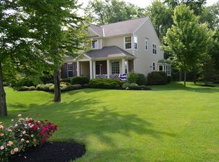 179 Smokewood Ct, Powell, OH 43065