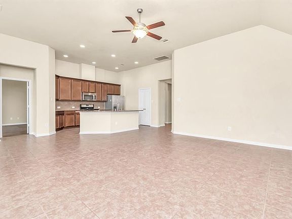 5th image of 9407 Vista Falls Ct