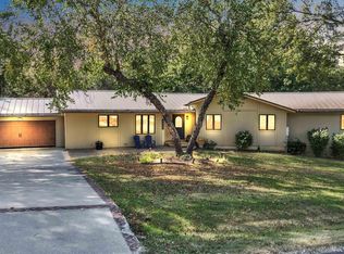1740 Quisenberry Rd, Sedalia, MO 65301