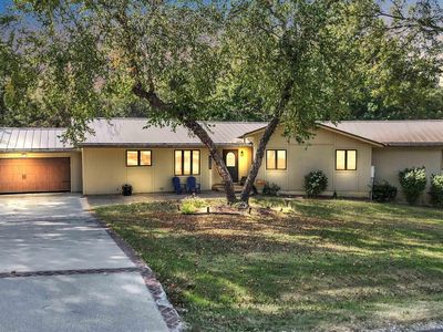 1740 Quisenberry Rd, Sedalia, MO, 65301