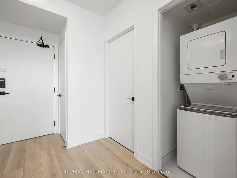 1185 Dupont St #627 — Photo 26