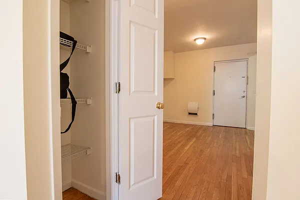 Rented by Scott Williams Realty LLC | media 27