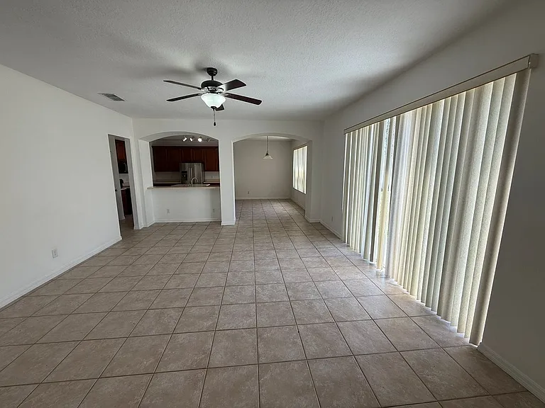 2616 Plumberry Ave — Photo 4