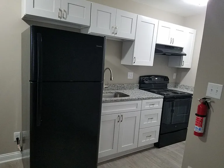 2485 Deming Ave #6 — Photo 2