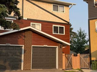 10644 158th Ave NW, Edmonton, AB T5X4H5