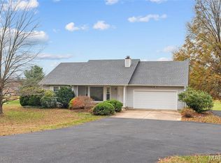 330 Osage Dr, Union, MO 63084