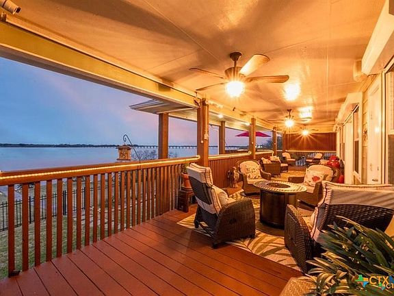4th image of 792 W Bayshore Dr