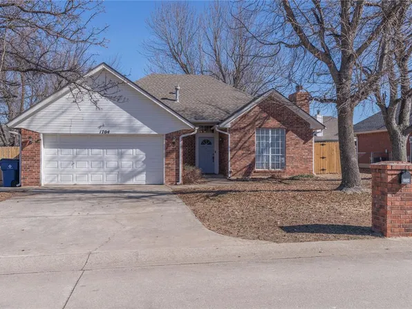 1704 Butterfield Trl, Choctaw, OK 73020