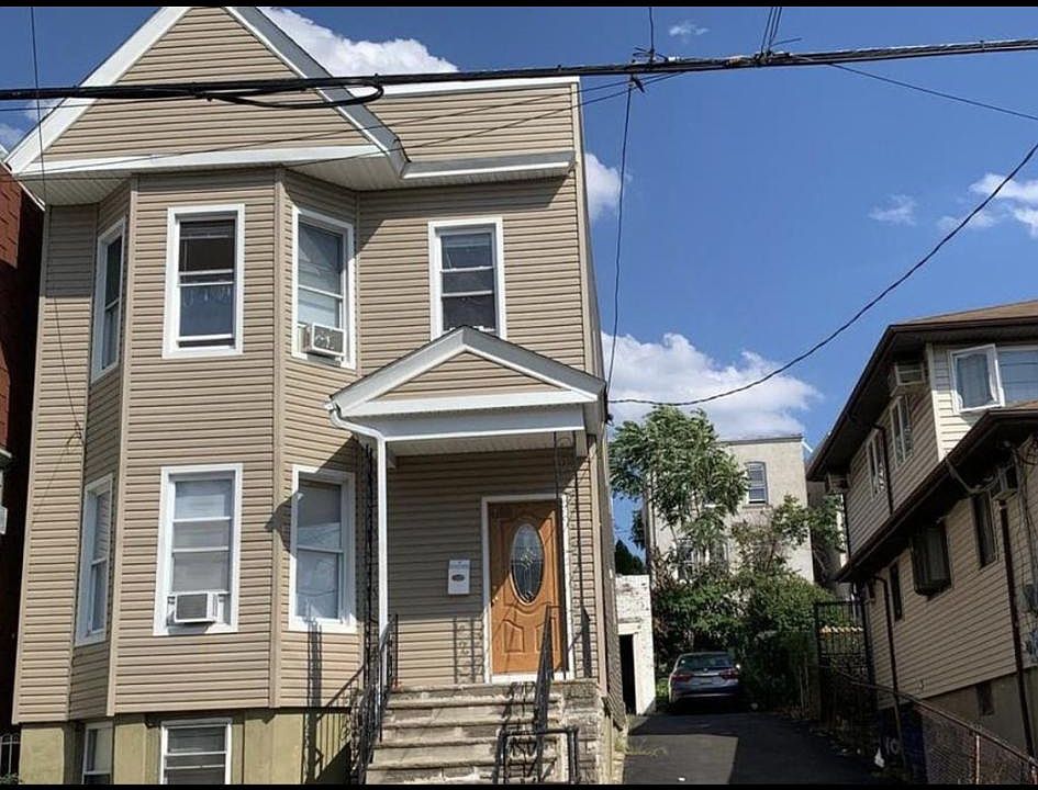 1st image of 408 Liberty Ave Floor 2