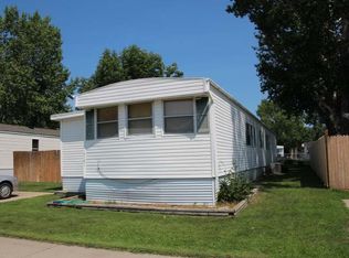4121 Arlington Dr, Bismarck, ND 58503