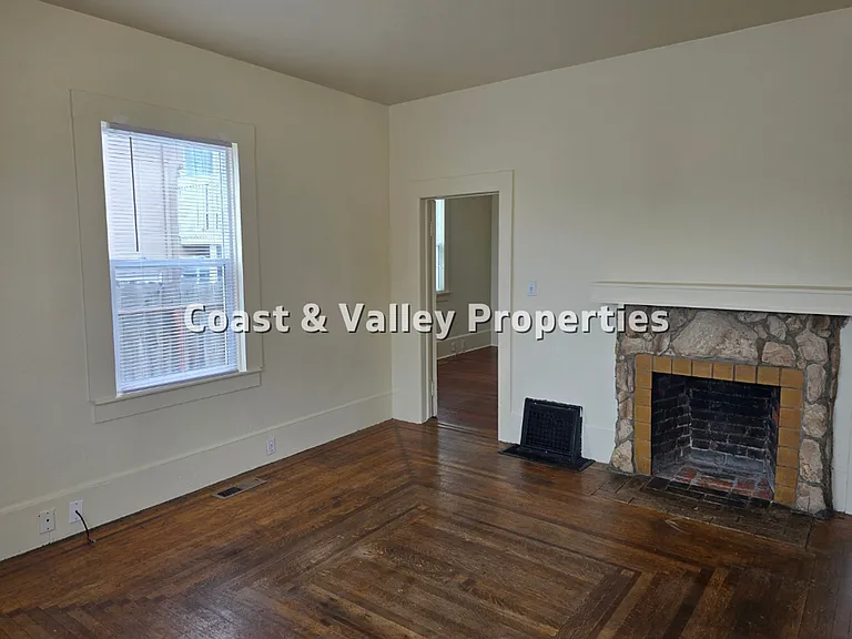 306 Central Ave — Photo 3