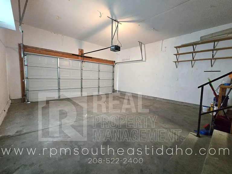 2803 E Chasewood Dr — Photo 29