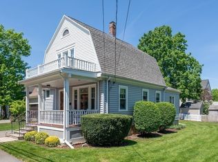 82 Oak St, Lexington, MA 02421