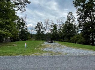 E Clemson Rd, Altoona, PA 16602