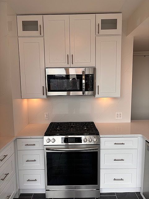2nd image of 700 Harrison Ave Unit 504
