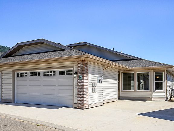 2nd image of 312 Arbutus St #28