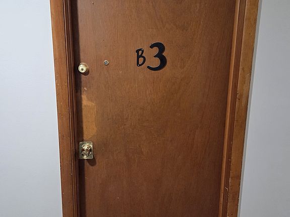 4th image of 325 Mansfield St APT B3