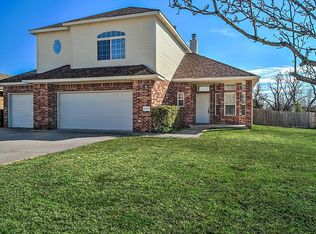 1772 Olde School Poin, Edmond, OK 73012