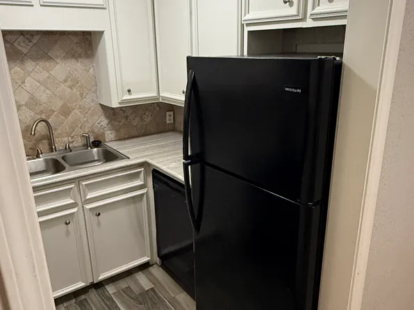 819 Hardy Springs Cir #C, McAlester, OK 74501