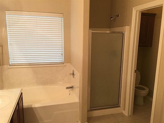 4th image of 2218 Highland Hills Dr #0