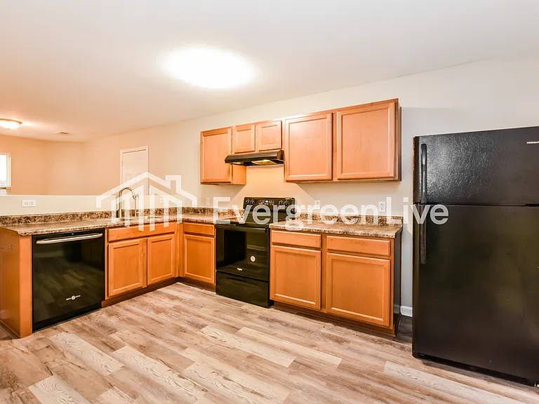 122 Cloverbrook Dr — Photo 6