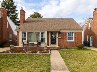 23246 Hollander St, Dearborn, MI 48128