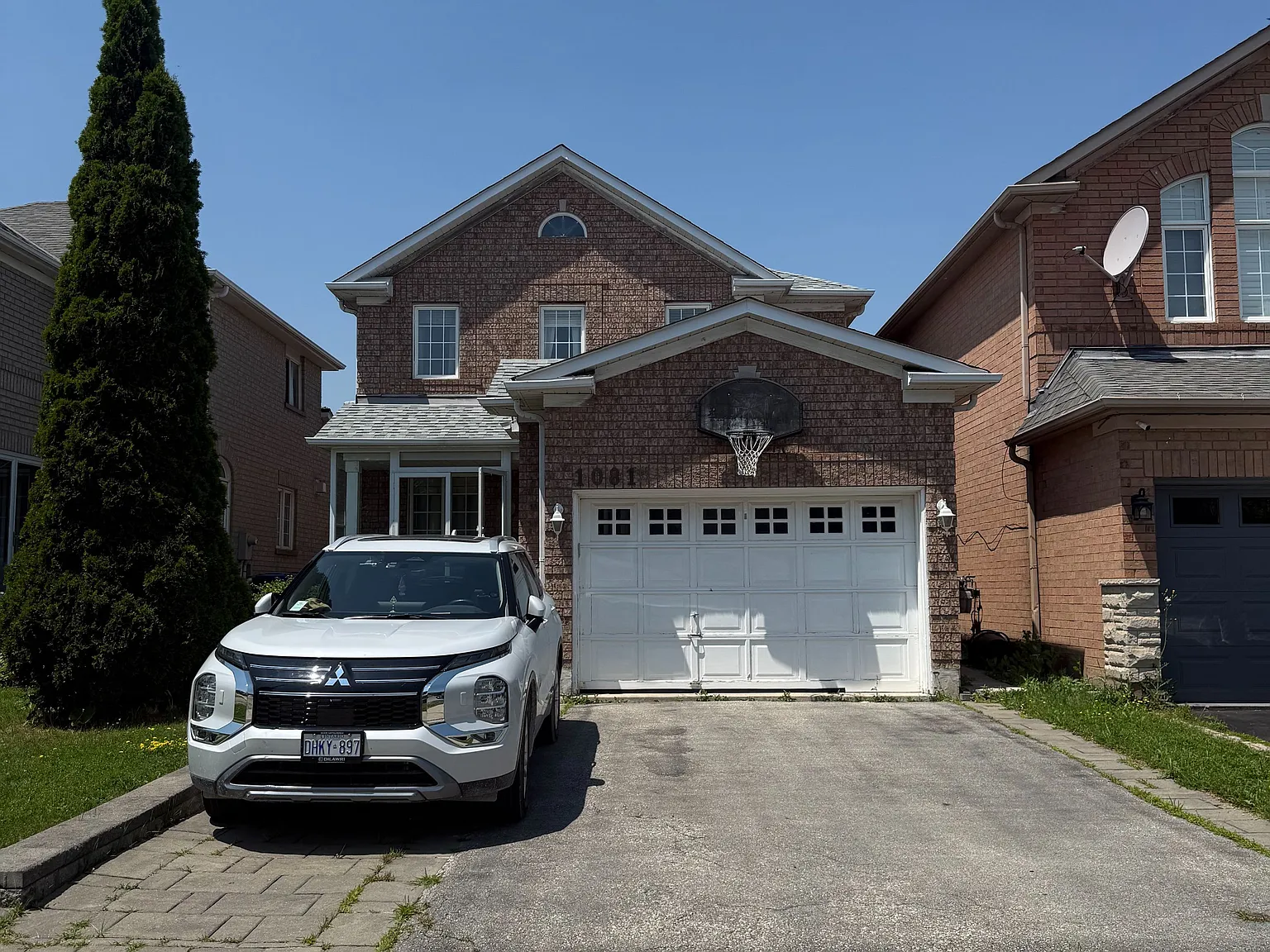 3 bed, $2,900 — Photo 1