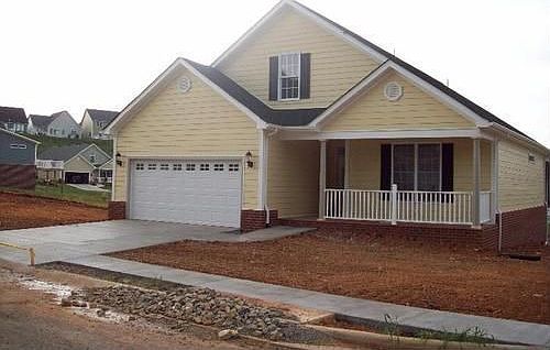 1st image of 1111 Gaston Dr