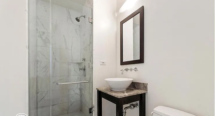 Rented by Compass | media 42