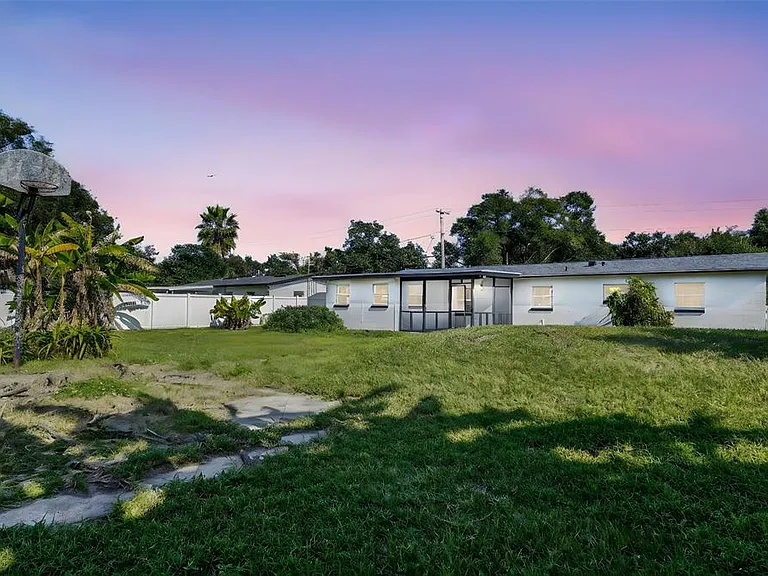 3034 Touraine Ave — Photo 92