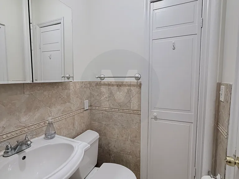 314 E 62nd St #3 — Photo 10