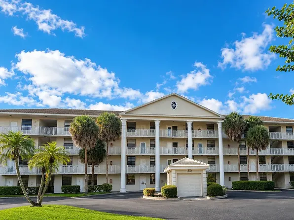 1703 Whitehall Dr APT 205, Davie, FL 33324