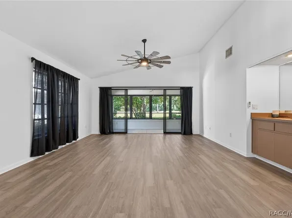 16 Golfview Ct, Homosassa, FL 34446