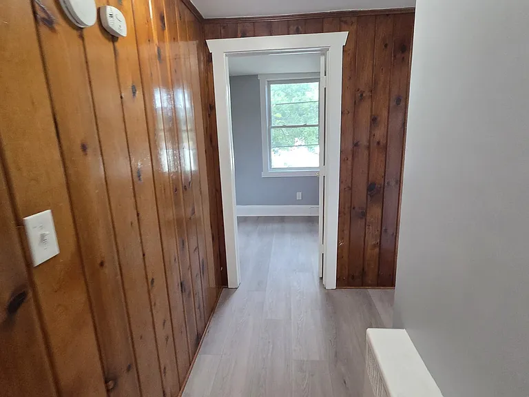 112 N 9th St — Photo 17