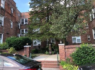 1 Ash Pl APT 1L, Great Neck, NY 11021