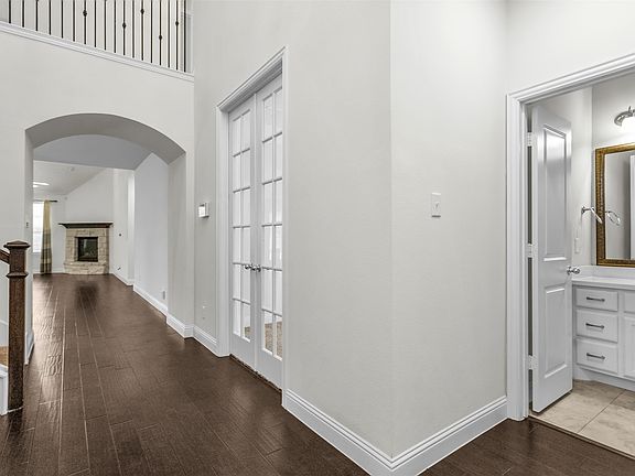 4th image of 15713 Canyon Rdg