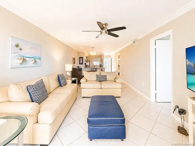 7430 S Ocean Dr #220 — Photo 16