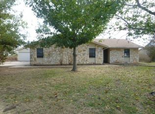 302 Green Pasture Dr, Hutto, TX 78634