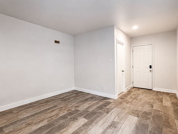 5th image of 5156 Bascule Ave