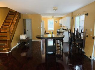 3275 46th St, Astoria, NY 11103