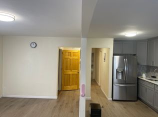 5656 60th St FLOOR 2, Maspeth, NY 11378