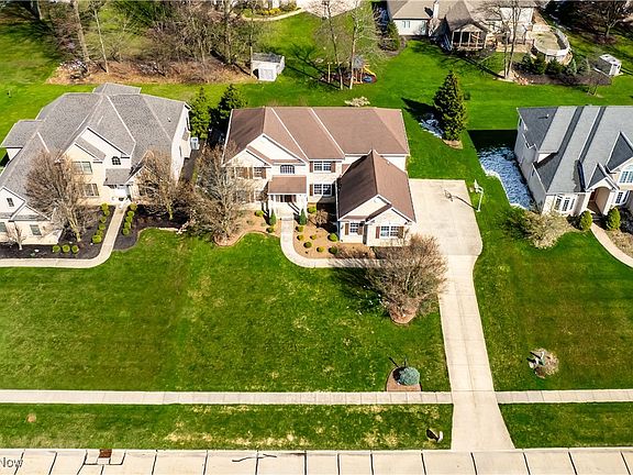 2nd image of 10275 S Red Oak