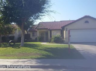 8915 Mendocino Dr, Bakersfield, CA 93312