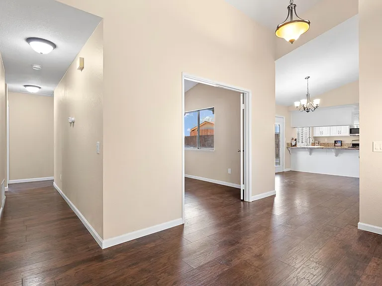 3843 Castala Dr — Photo 16