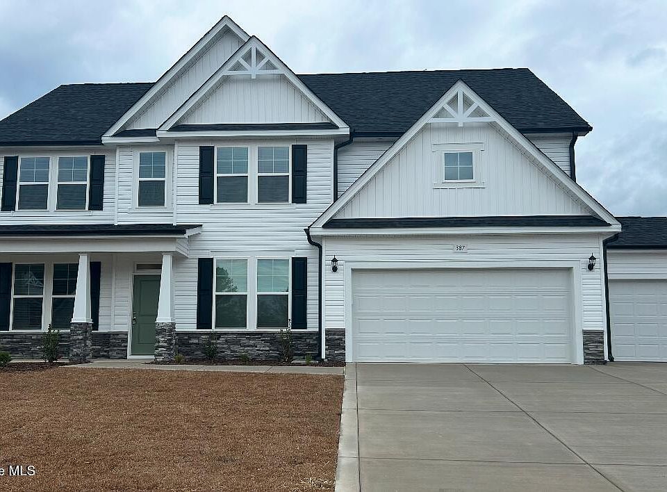 1st image of 387 Pinnacle Court