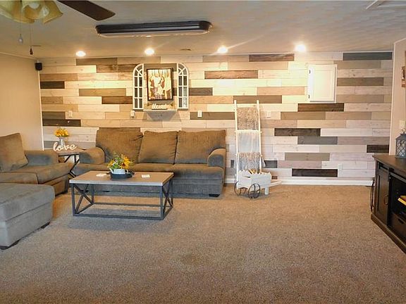 2nd image of 4855 Pacific Ct
