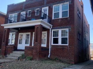 6040 Southwest Ave, Saint Louis, MO 63139