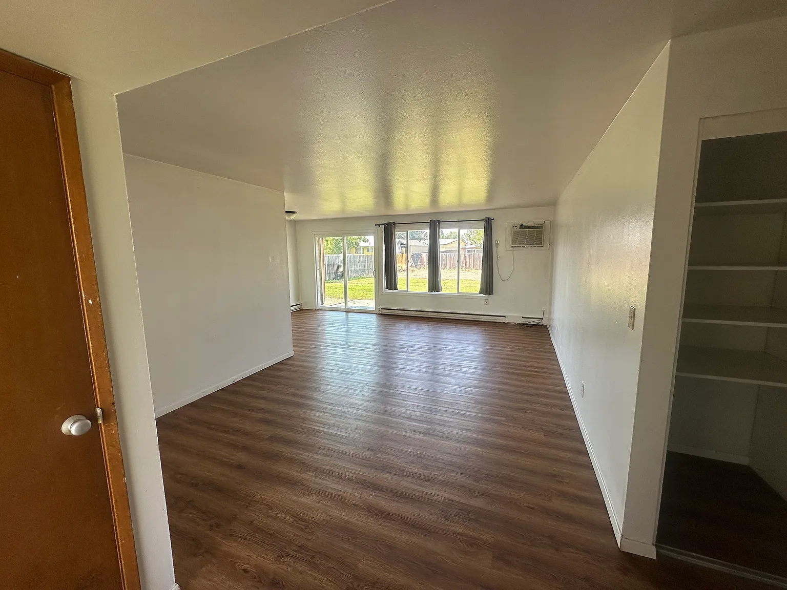 4 bed, 1430 sqft, $1,800 — Photo 1