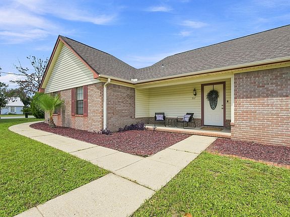 4th image of 907 Pinellas Dr